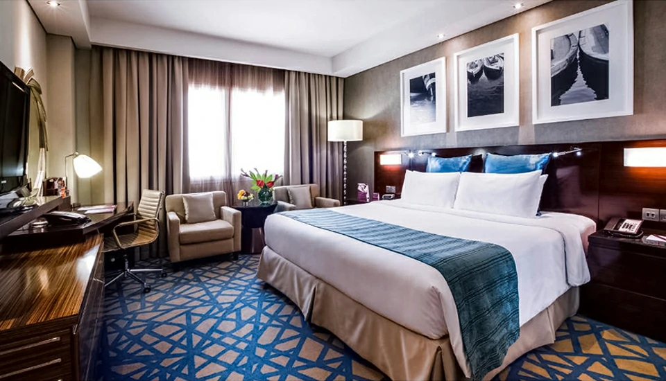 هتل کرون پلازا دیره دبی